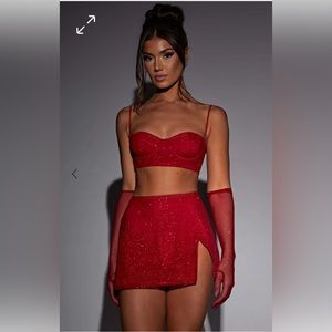 Red skirt set